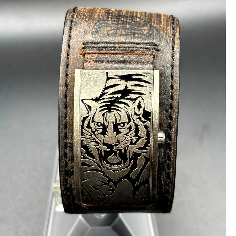Vintage GUESS G55342L Armored Tiger Leather Cuff Flip Cover Y2K Watch